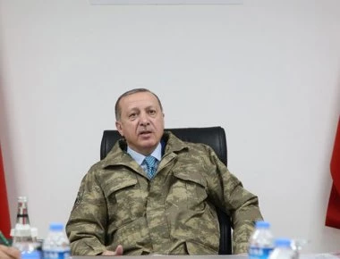 Ο Ερντογάν καλεί τους εφέδρους σε ετοιμότητα: «Εάν χρειαστεί θα πάω και εγώ στη Συρία»! (φωτό, βίντεο)